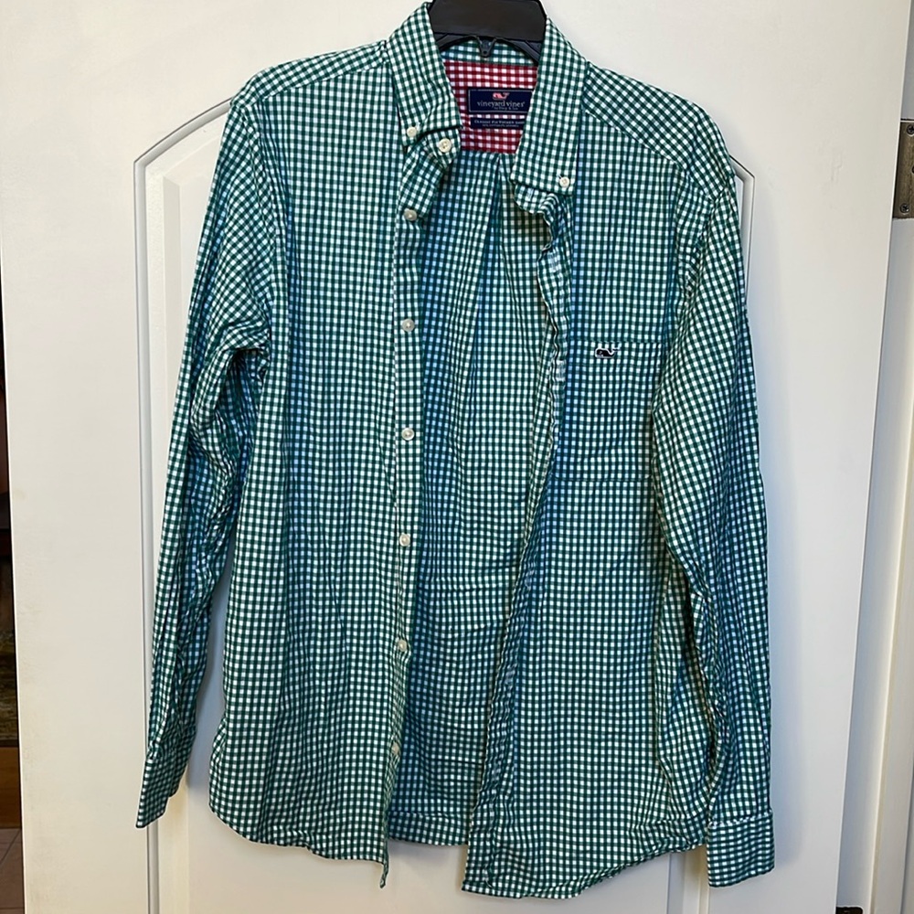 Vineyard Vines, men’s button-down shirt, size medium
